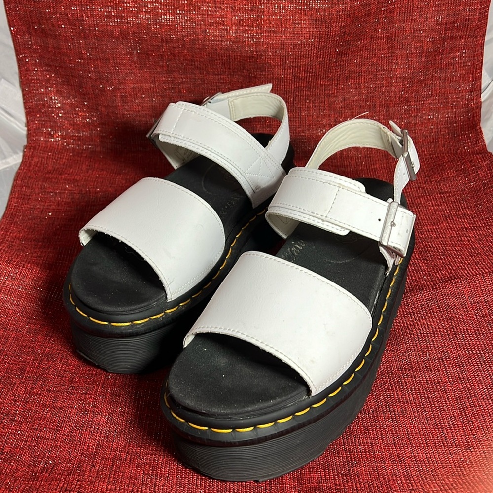 Dr. Martens Voss Quad Sandal White Size EU 39 US 8 Hydro Leather Platforms